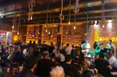 Bab-ı Hayal Pub - Bar